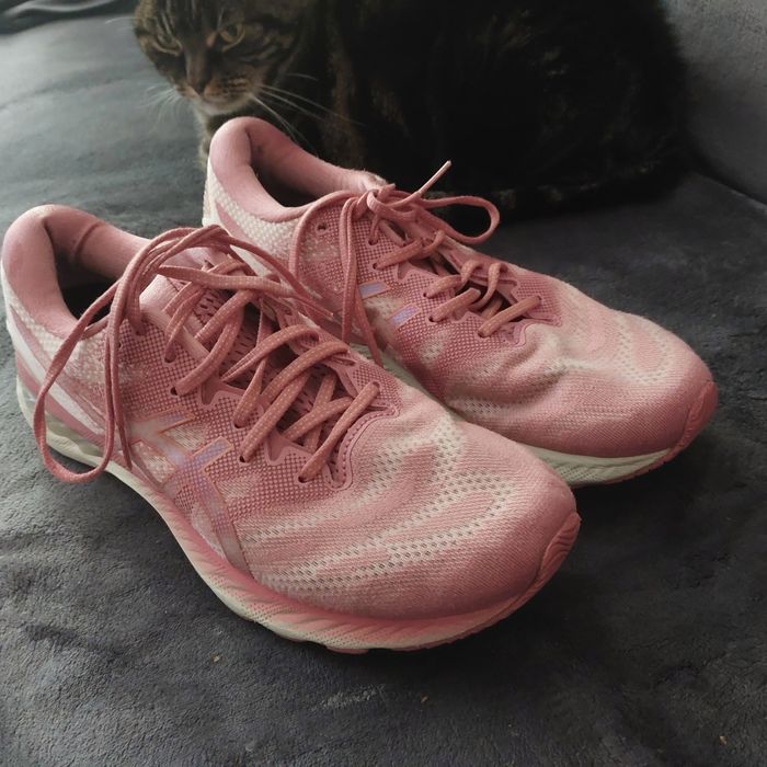 Buty sportowe męskie Asics rozmiar 44.