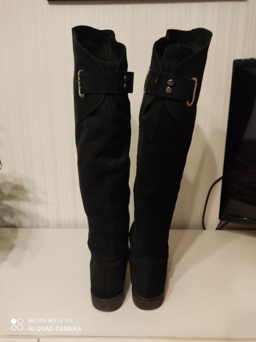 Ботфорти з натуральної замші,  сезон осінь- зима, 39р.