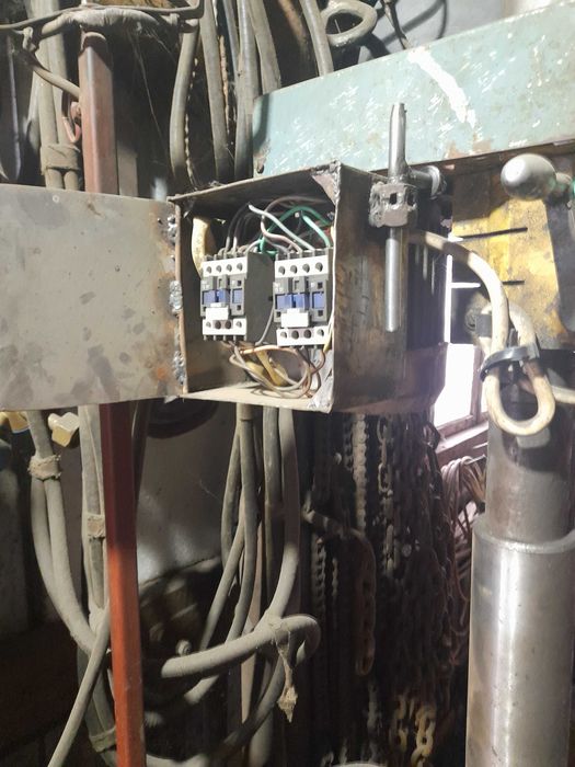 Тальфер електричний та сверлильний станок