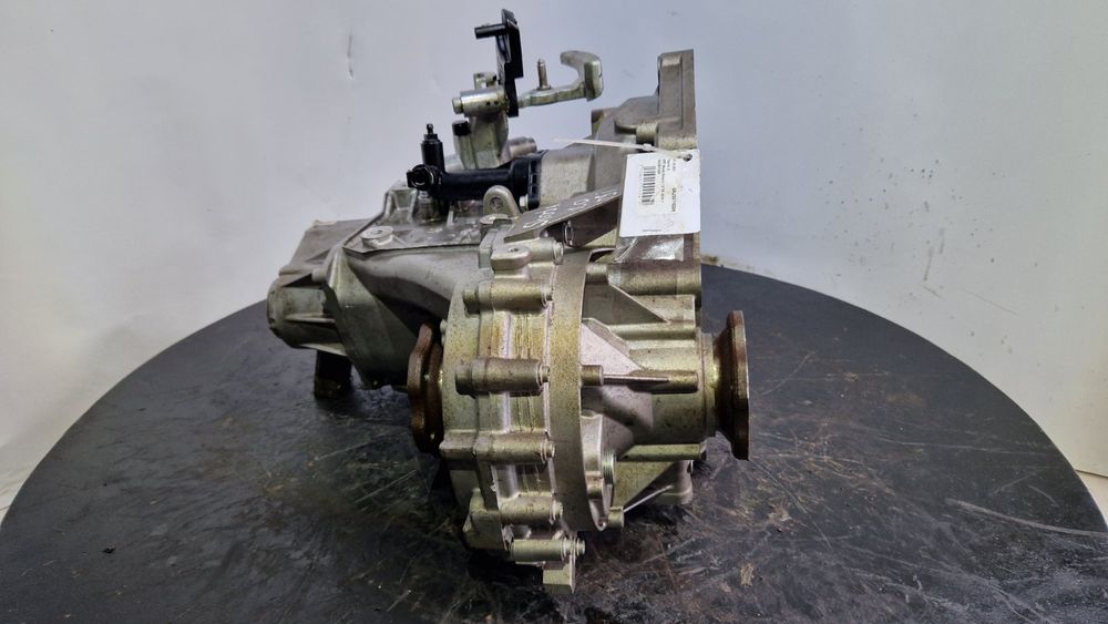 КПП МКПП коробка механіка Skoda Octavia Karoq 1.0 TSI 2019 0AJ301103H