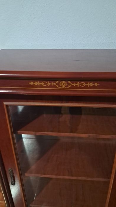 Vitrine para sala