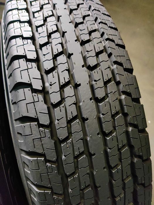 R16C 205/80 110/108S шини літні Yokohama Geolandar G98 на БУСІК