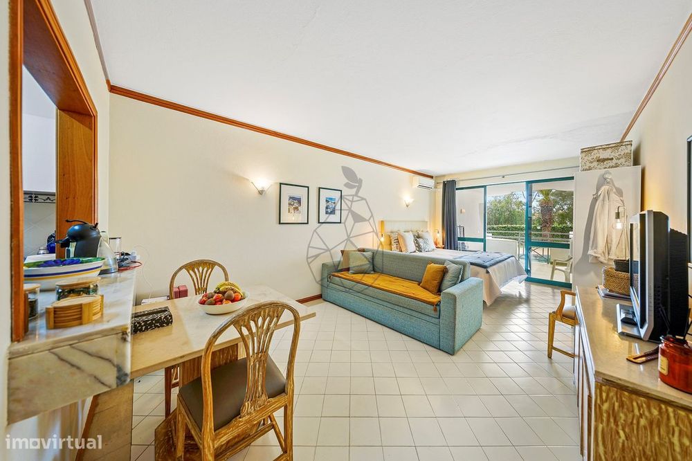 Apartamento T0 Mobilado e Equipado em Albufeira