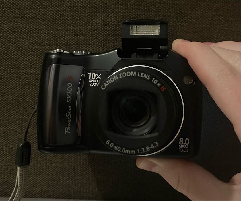 Canon PowerShot SX100 IS фотоаппарат / камера / мыльница