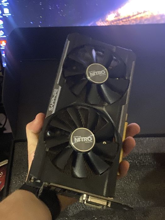 Видеокарта Sapphire r9 380 2 Gb