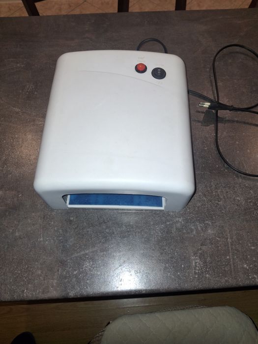 Лампа для маникюра