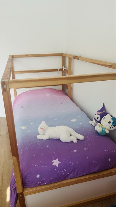 Cama Reversivel Kura IKEA com colchão incluido
