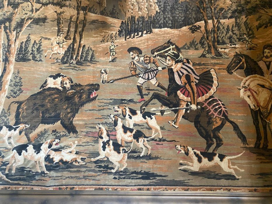 Quadro em tapeçaria em bom estado