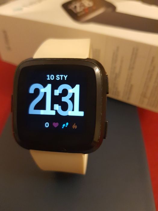 Smartwatch Fitbit Versa z NFC