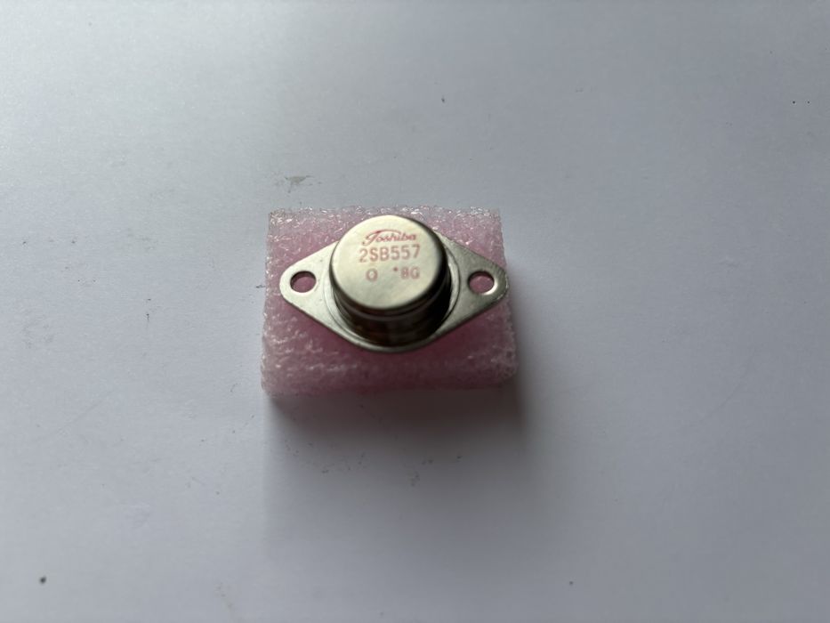 4× Toshiba 2SB557 – tranzystor mocy PNP TO-3 – oryginalne – vintage audio