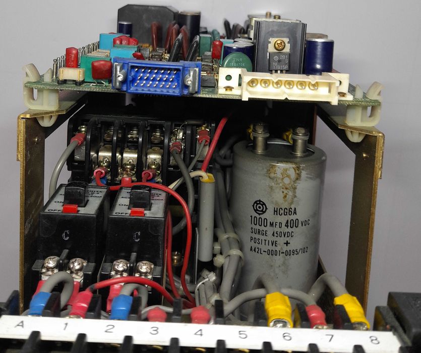 Fanuc A06B-6047-H002 Unidade de Controlo de Velocidade