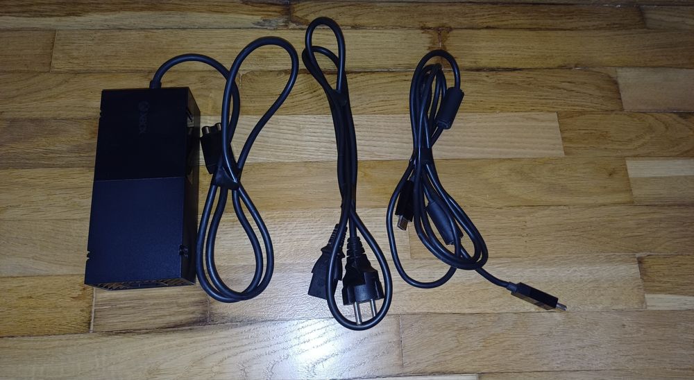 Xbox One + 12 ігор