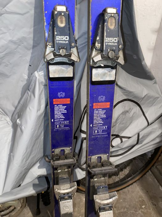 Narty Atomic ARC 180cm, granatowe