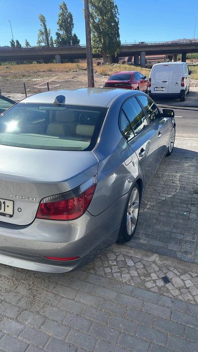 Vendo bmw série 5 525 2006