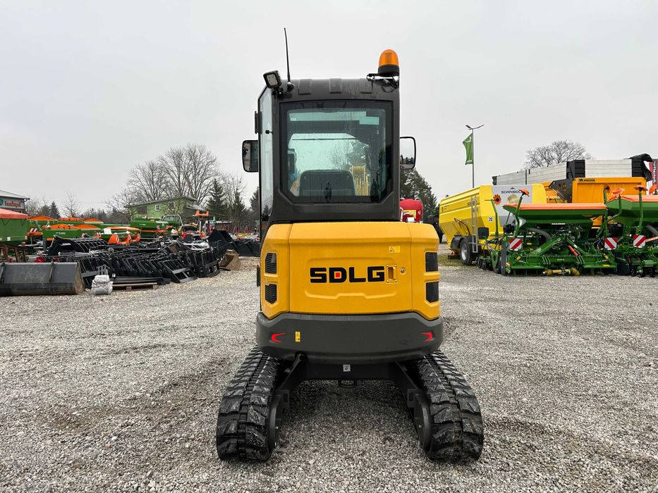 Minikoparka SDLG ER627H