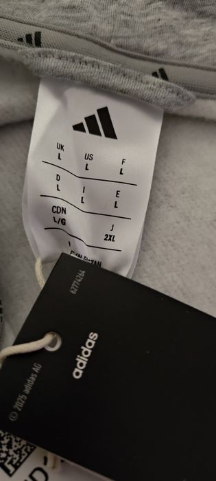 Новая кофта Adidas