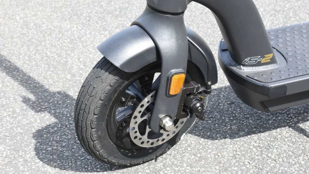 Електросамокат Carrera Impel IS-2 2.0 та Carrera Impel IS-1 2.0