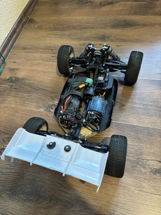 Mugen Seiki MBX8 Eco 1/8 Buggy