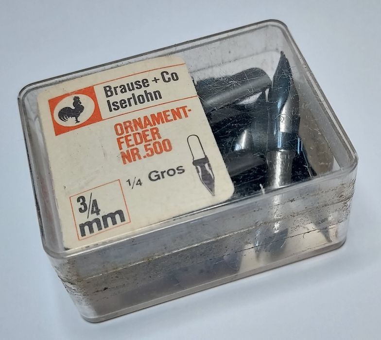 Penas metálicas vintage para escrita e caligrafia 
Valor 20€