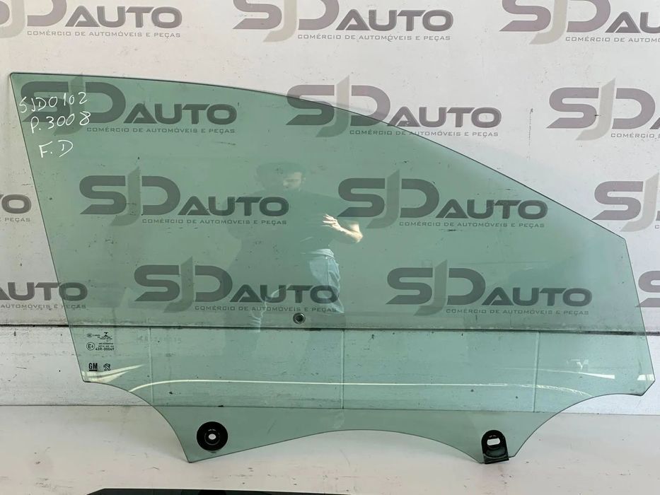 Vidro Frente / Trás Direito / Esquerdo - Peugeot 3008 II (2017)