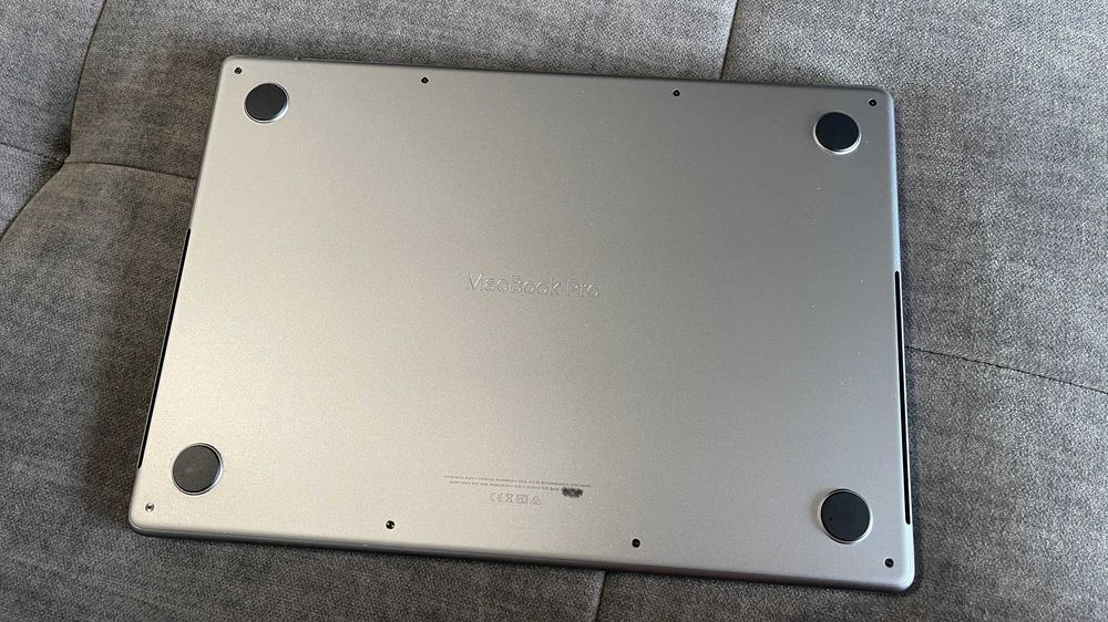 Macbook Pro 14 M1 16GB 1TB