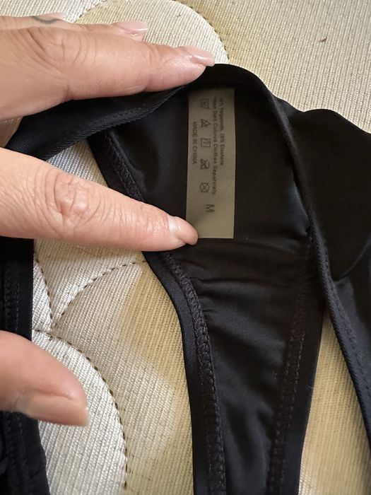 Cueca tanga para bikini