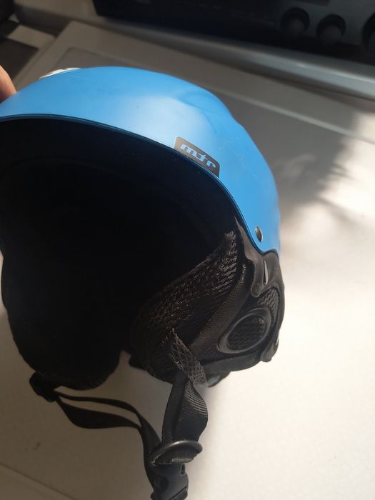 Kask narciarski snowboard 53-55