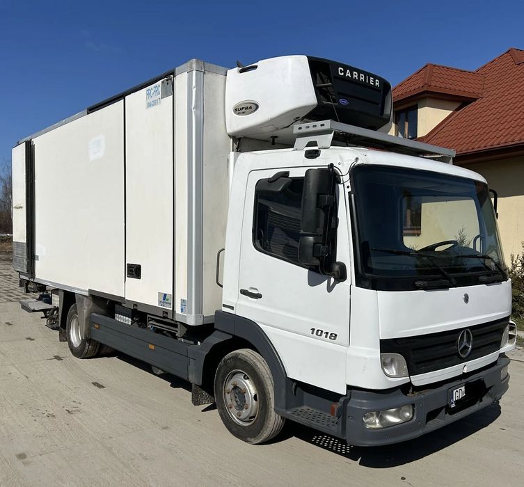 Mercedes-Benz ATEGO  Samochód ciężarowy chłodnia – 2008 r. – winda załadowcza – zadbany