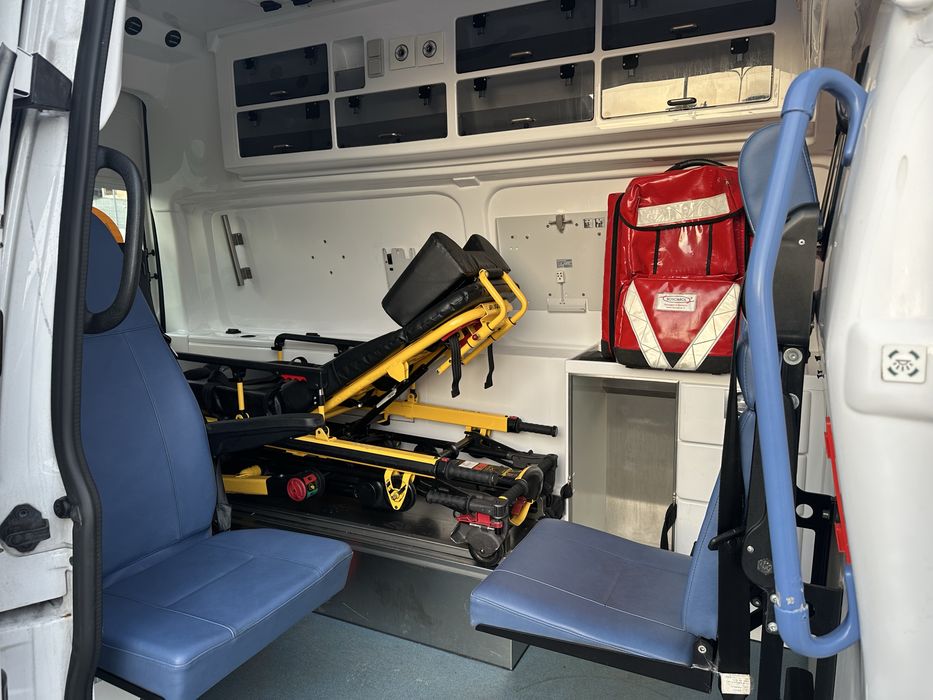 Volkswagen T6 Швидка Допомога AMBULANCE