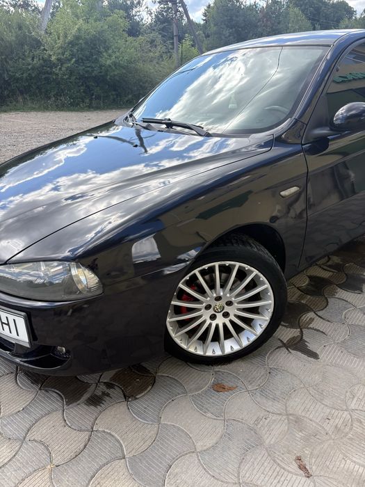 Продам Alfa Romeo 147 1.6