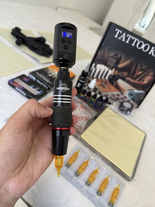 Kit Tatuagem Sem Fios COMPLETO Máquina Pen, Pele Treino/Fácil Utilizar