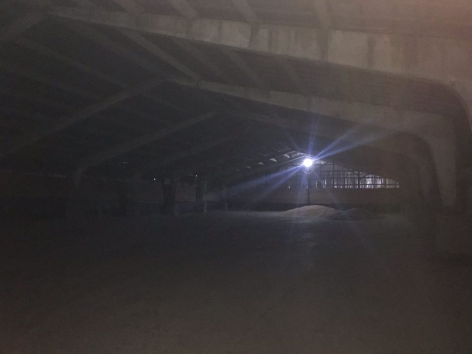 Продам складські приміщення