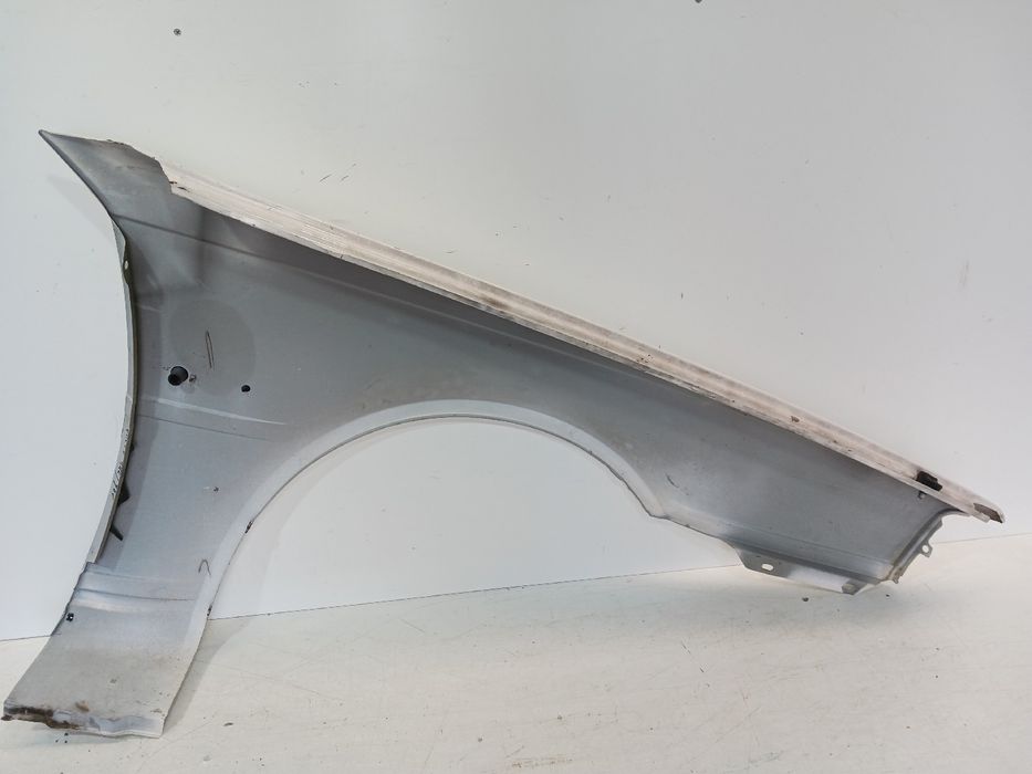 Guarda-lamas esquerdo VOLVO 440 K (445)
