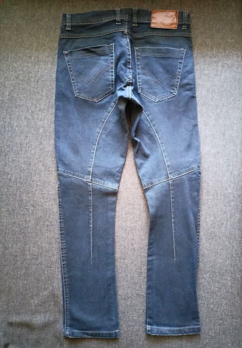 Granatowe męskie dżinsy rurki rozm. S (44)