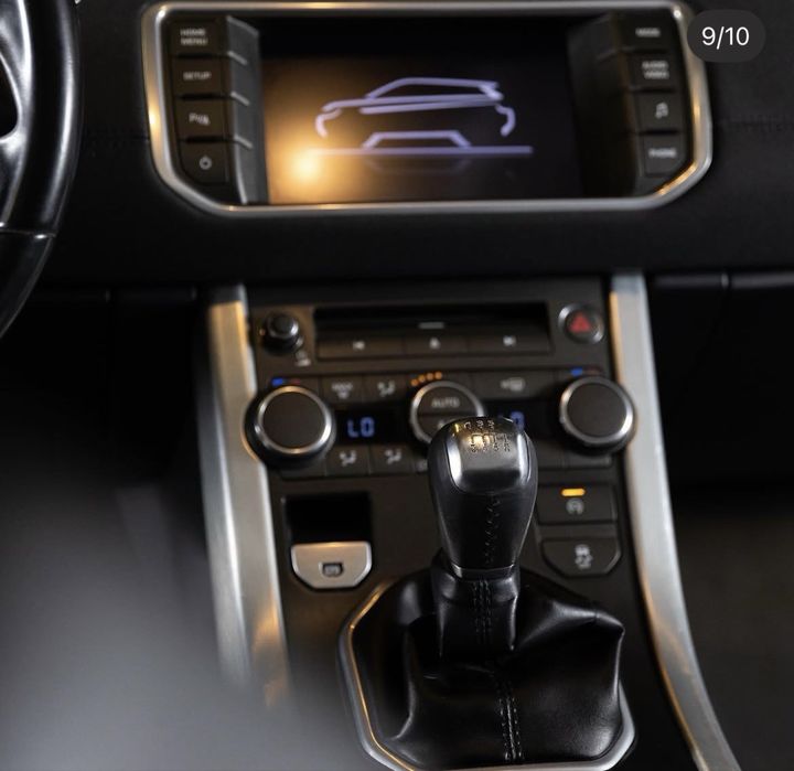 RANGE ROVER EVOQUE TD4