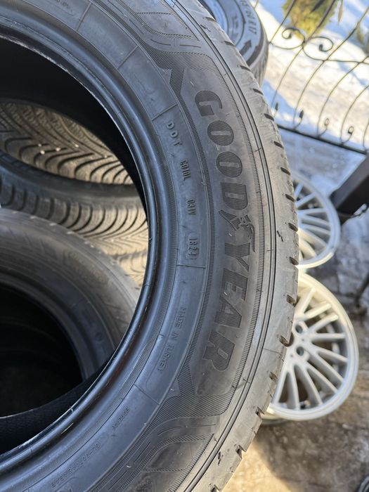 215/65 R16C 109/107T GoodYear Efficient Grip Cargo 2 /2024рік/нові/