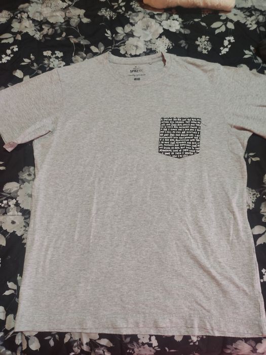 T-shirt Uniqlo boa oportunidade