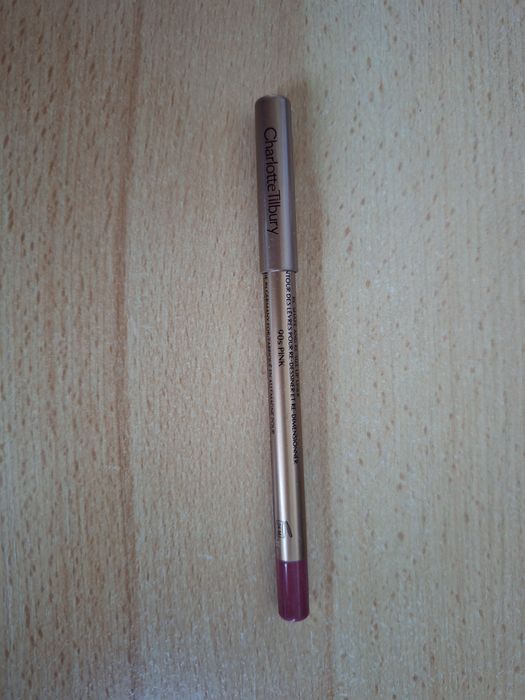 Charlotte Tilbury Lip Cheat Liner 90s Pink