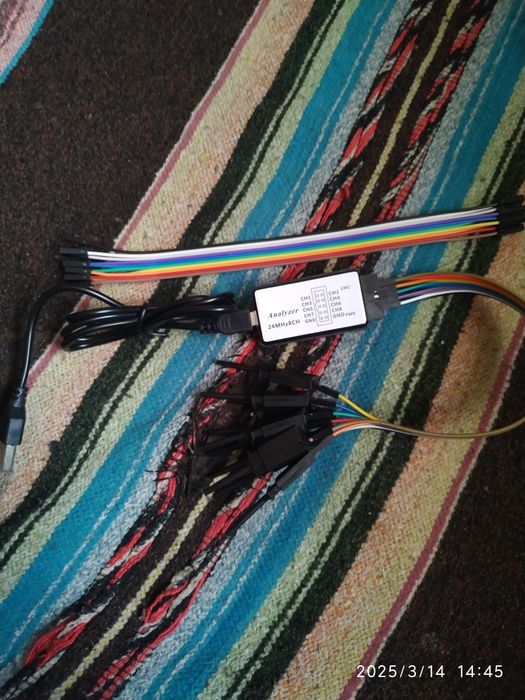 Logiczny analizator 24MHz 8 kanalowy