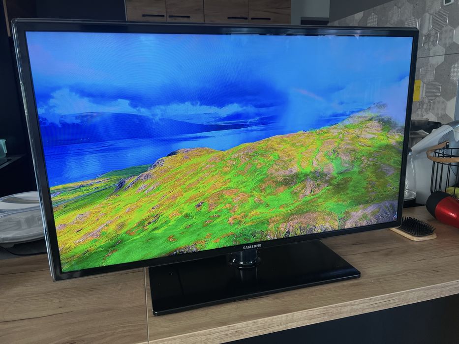 Tv samsung 37 cali Youtube Netflix Transport Stan idealny