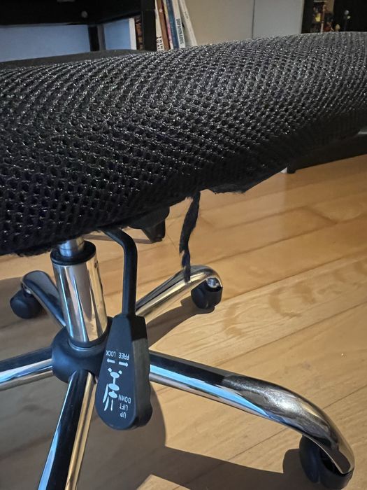 Secretaria e cadeira