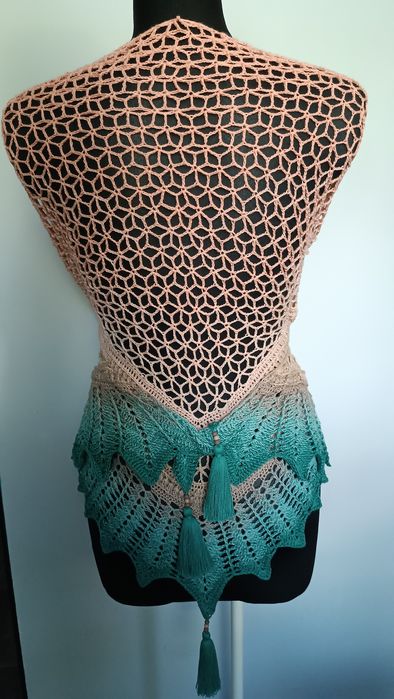 Zefir - zwiewna chusta na szydełku