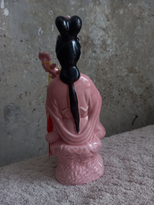 Статуэтка интерьерная