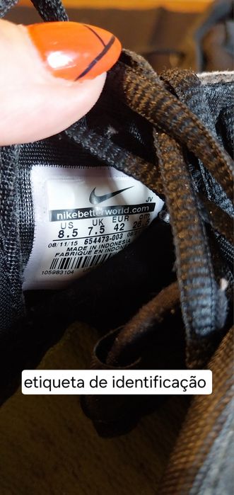 Tenis nike tam 42