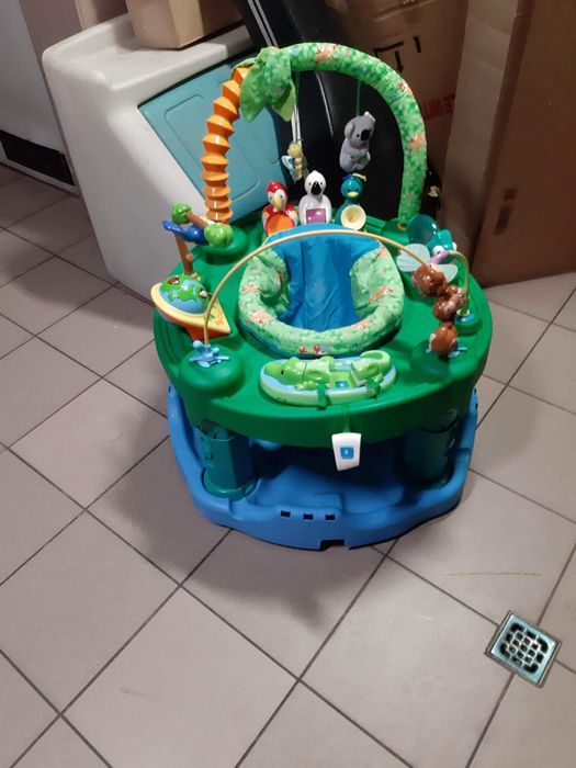Skoczek Evenflo ExerSaucer