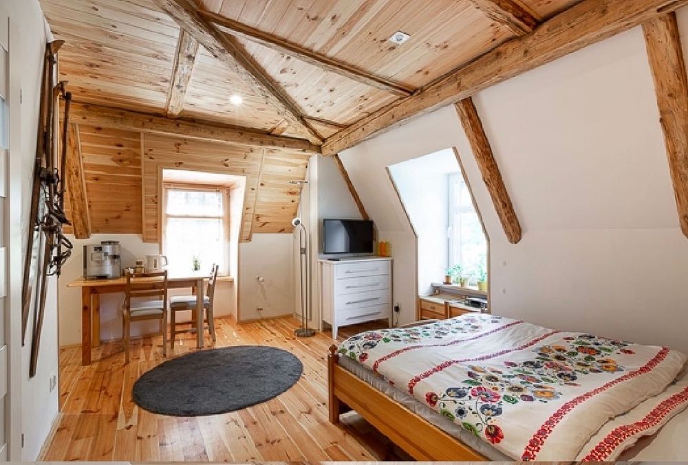 FERIE /WAKACJE itp Apartamenty/Pokoje ze śniadaniem-NOCLEGI w CENTRUM