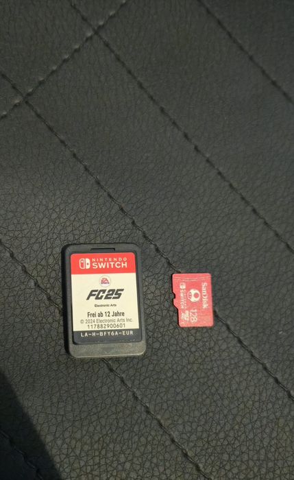 Nintendo Switch + Cartão 128GB Nintendo + FIFA 25 | Completa