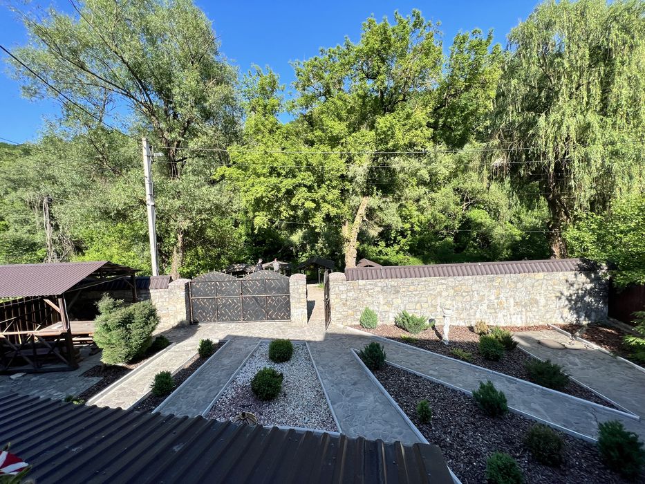 Комунальні входять у вартість!Здам житло в старому місті!