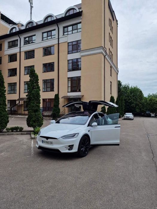 Продам Tesla Model X Perfomance 2018