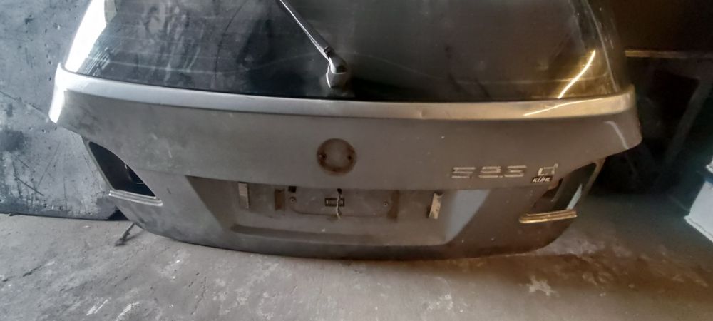 Mala com vidro BMW E-61